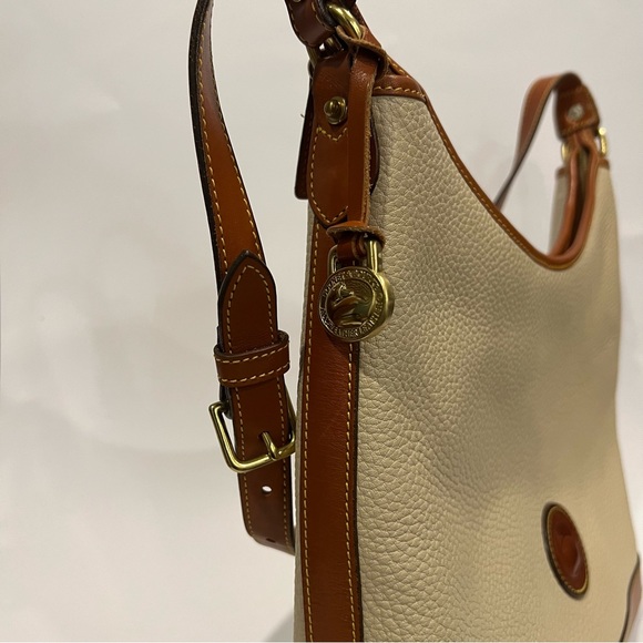 Vintage Dooney & Bourke R151 All-Weather Leather Hobo Shoulder Bag - Picture 5 of 14